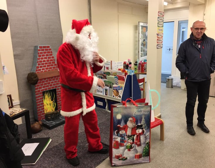 Santa at Warren Primary Academy